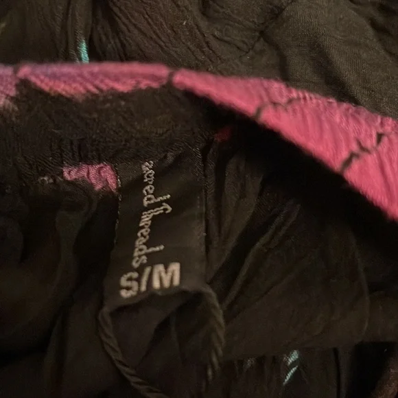 NWT.  Sacred Threads Skirt S/M in Size.  LG CL/GR01.    222666 - Picture 6 of 7